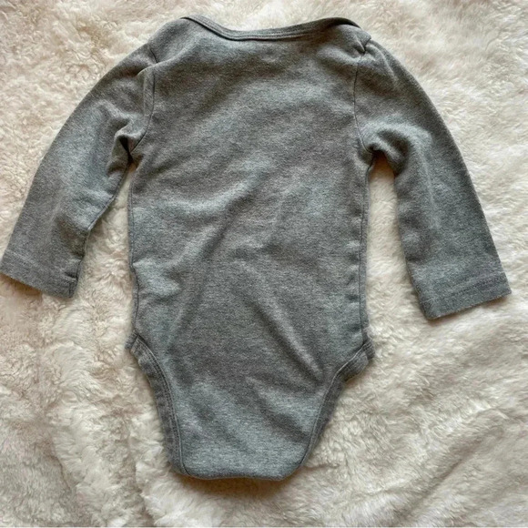 Cloud Island 6-9 months long sleeve grey and yellow onesie set​ - Picture 3 of 7